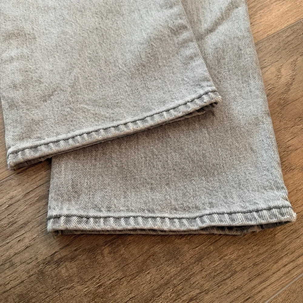 Levis these could